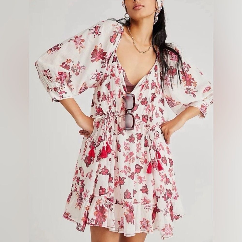Free People Camella in Pink, Red, Brown & White Floral Mini Size S